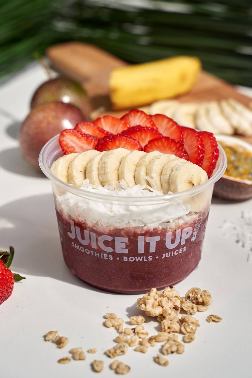 Juice It Up! | restaurant | 5280 N Jackson Ave, Fresno, CA 93710, USA | 5593703042 OR +1 559-370-3042