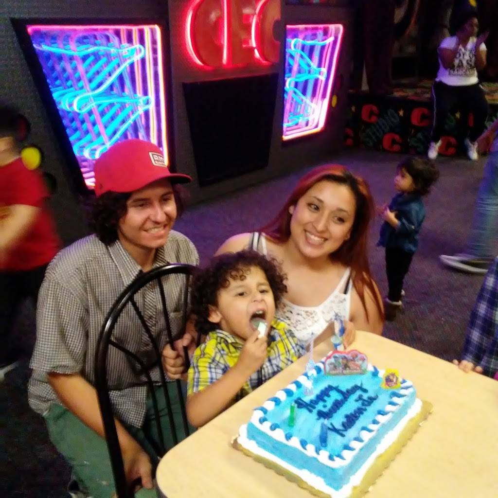 Chuck E. Cheeses | restaurant | 13371 W McDowell Rd, Goodyear, AZ 85395, USA | 6235359876 OR +1 623-535-9876