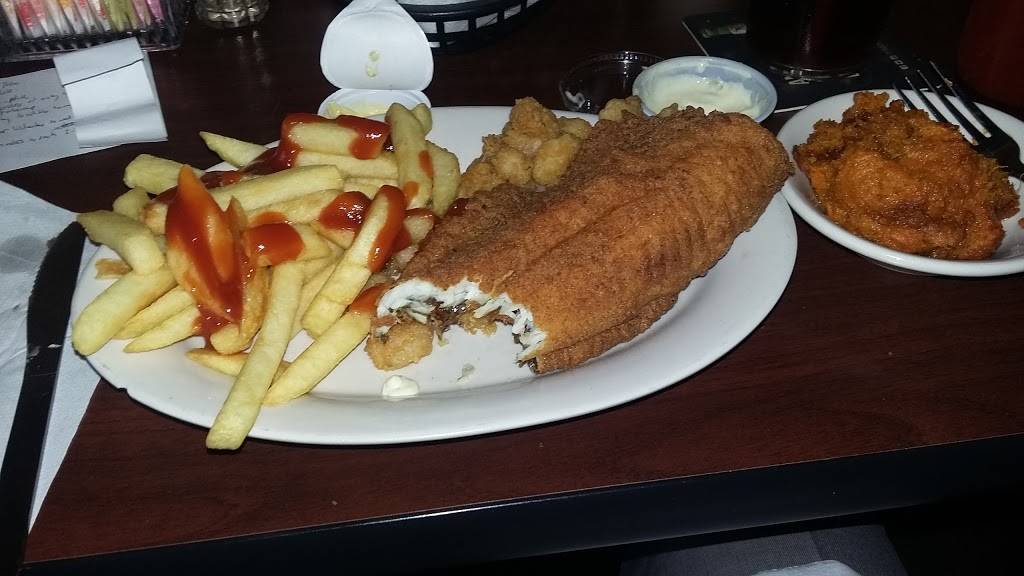 Fitzgeralds Seafood | restaurant | 3400 New Birch Dr, Raleigh, NC 27610, USA | 9198033451 OR +1 919-803-3451