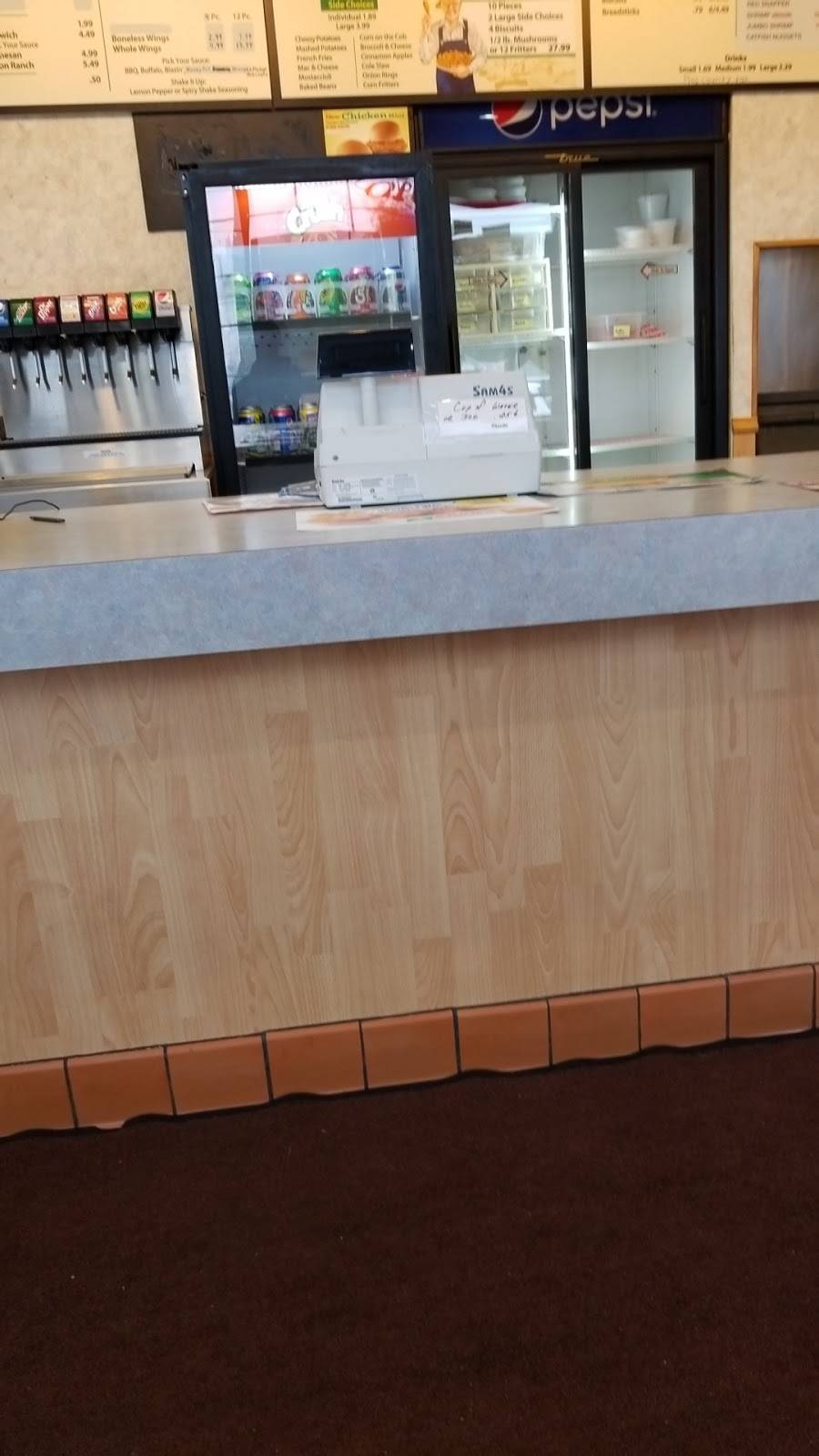 Browns Chicken | restaurant | 2204, 3414 95th St, Evergreen Park, IL 60805, USA | 7086366888 OR +1 708-636-6888