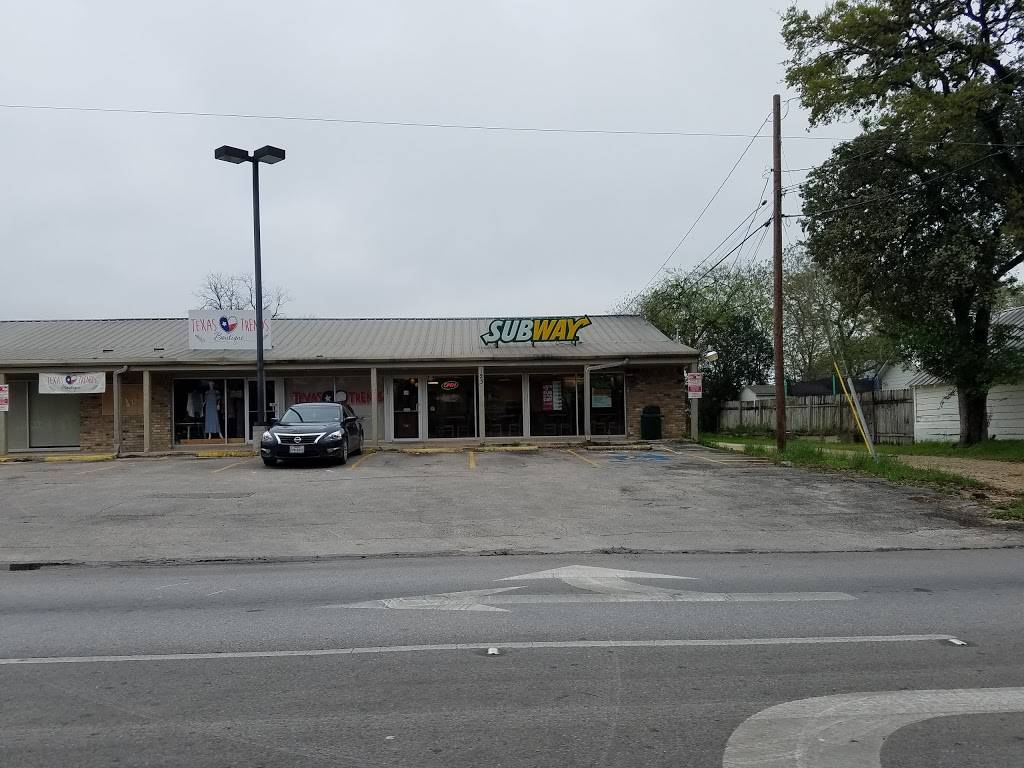 Subway Restaurants | restaurant | 111 S Union Ave #123, New Braunfels, TX 78130, USA | 8306252206 OR +1 830-625-2206