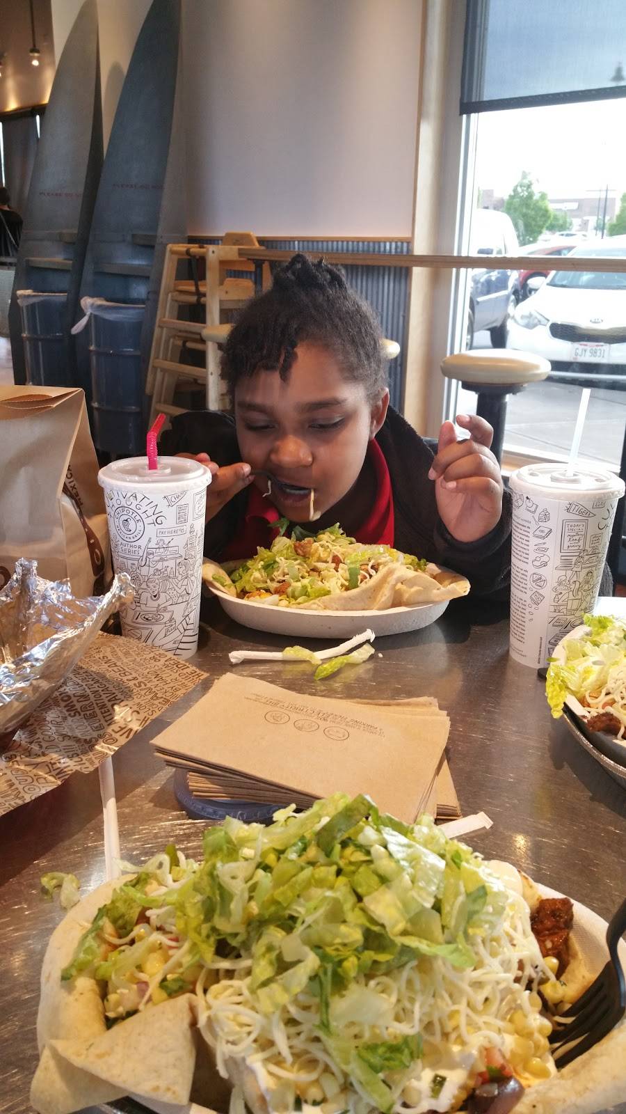 Chipotle Mexican Grill | restaurant | 1671 Stringtown Rd, Grove City, OH 43123, USA | 6148010784 OR +1 614-801-0784