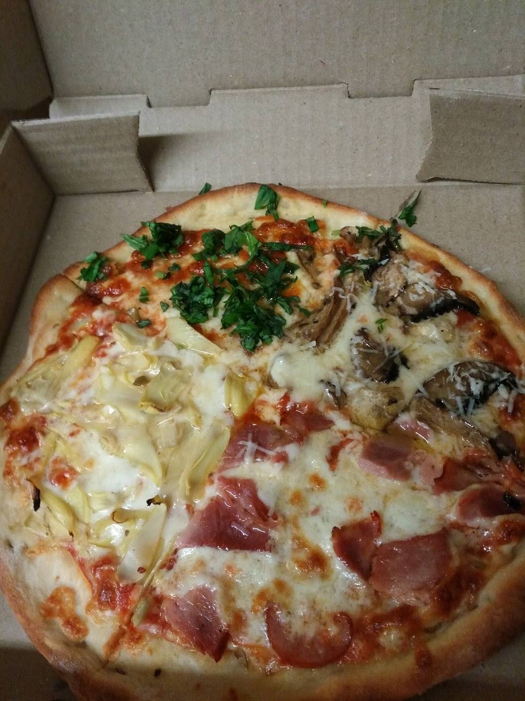 MJMD Pizza de Luigi | restaurant | Valley Dr, Wakefield, QC J0X 3G0, Canada | 8197200021 OR +1 819-720-0021