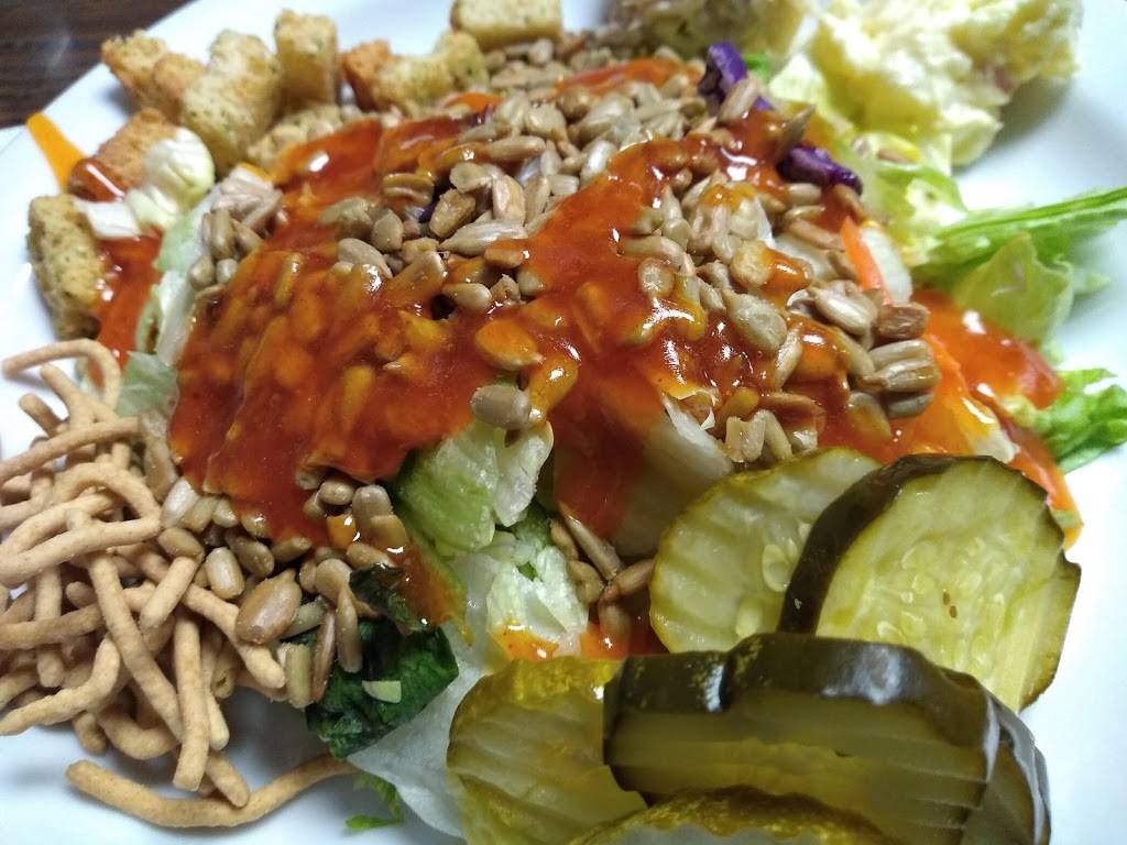 Sallys Family Restaurant & Whatta Pizza | restaurant | 103 N Charles St, White Cloud, MI 49349, USA | 2316892000 OR +1 231-689-2000