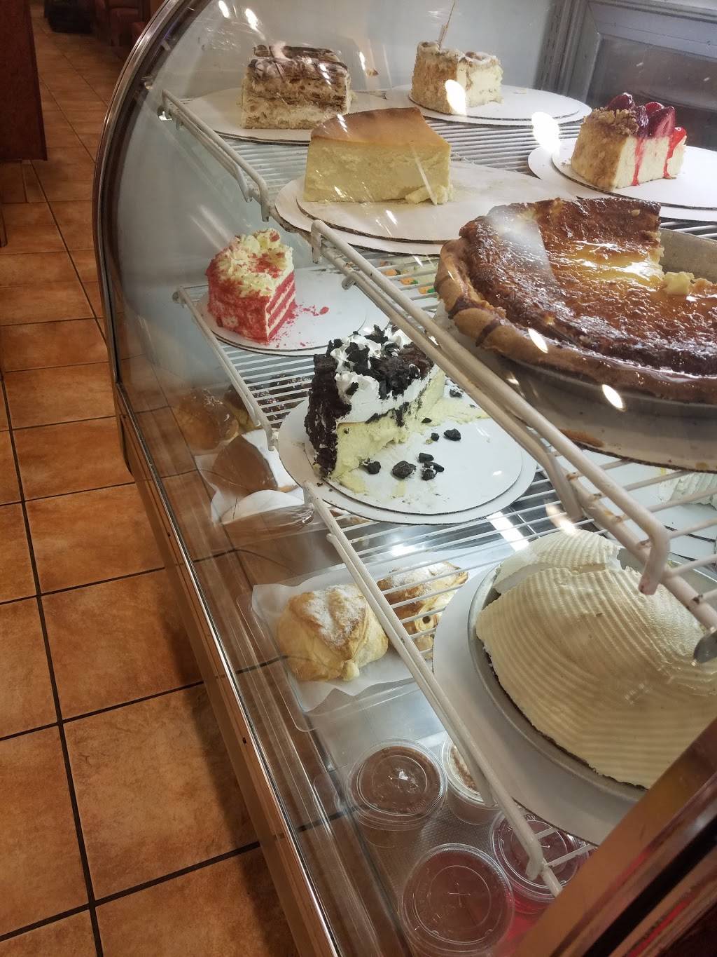 Stop 20 Diner | restaurant | 1336 Hempstead Turnpike, Elmont, NY 11003, USA | 5163587142 OR +1 516-358-7142