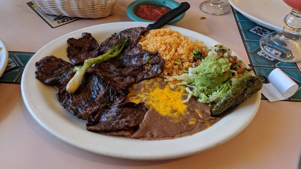 El Potrillo | restaurant | 300 S Pacific Ave S, Kelso, WA 98626, USA | 3604251464 OR +1 360-425-1464