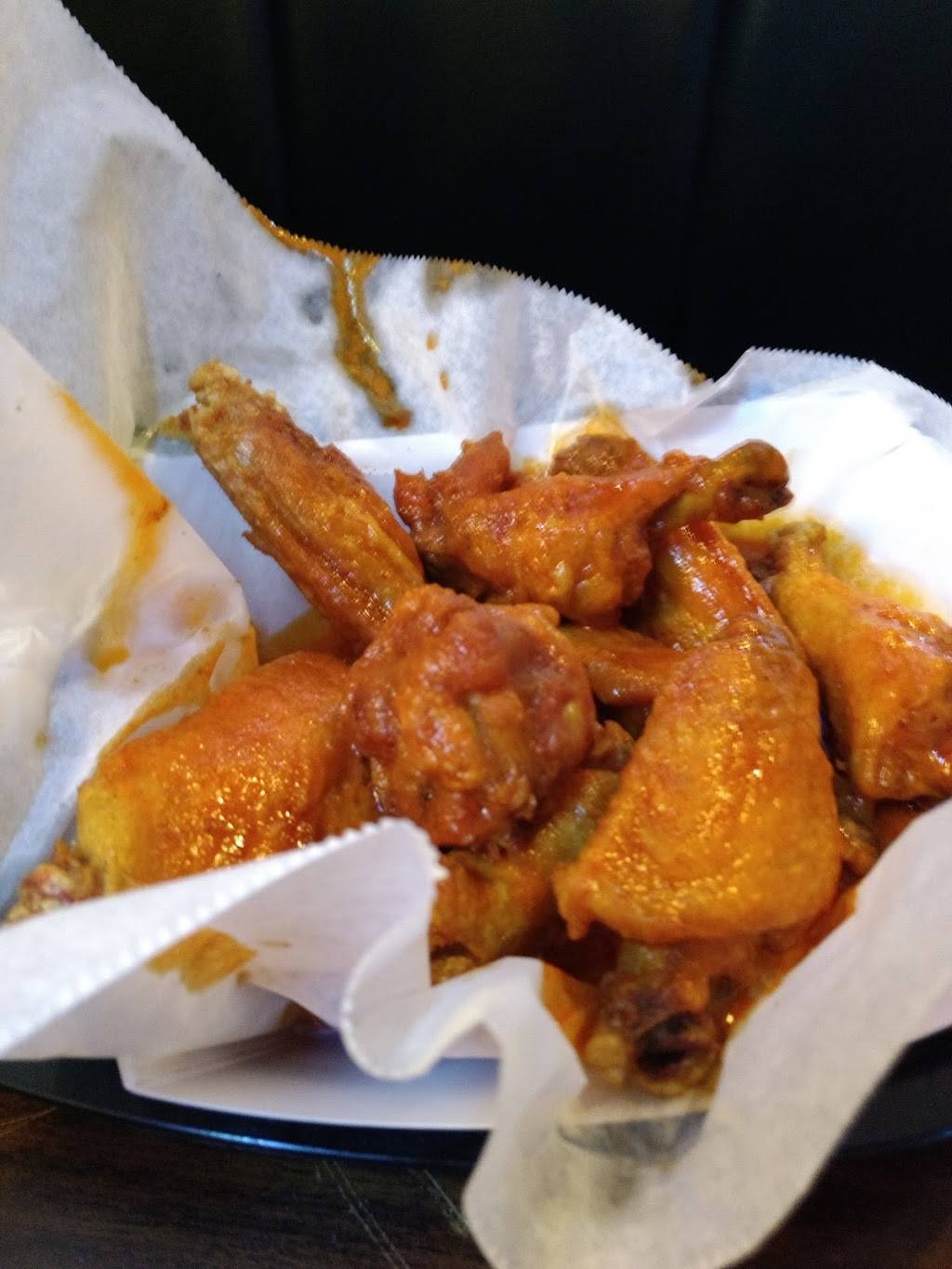 Tramps | restaurant | 412 Greentree Rd, Pittsburgh, PA 15220, USA | 4129217194 OR +1 412-921-7194