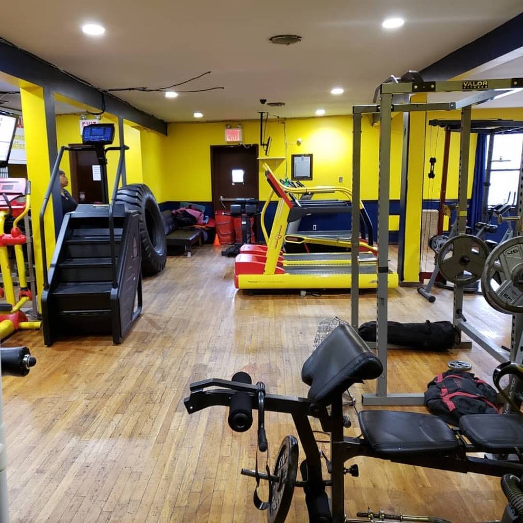 Maceus Studios | restaurant | 175-25 139th Rd, Jamaica, NY 11434, USA | 7188104067 OR +1 718-810-4067