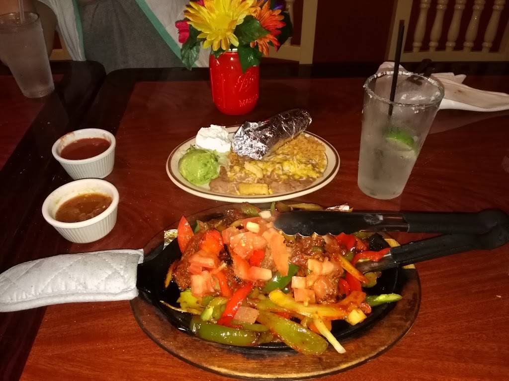 The Alamo Bar & Grill | restaurant | 2311 Borchard Rd, Newbury Park, CA 91320, USA | 8054983115 OR +1 805-498-3115