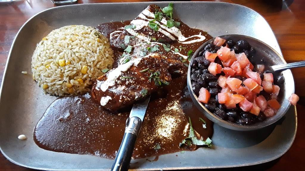 Moctezumas Mexican Restaurant & Catering | restaurant | 4628 Point Fosdick Dr, Gig Harbor, WA 98335, USA | 2538518464 OR +1 253-851-8464