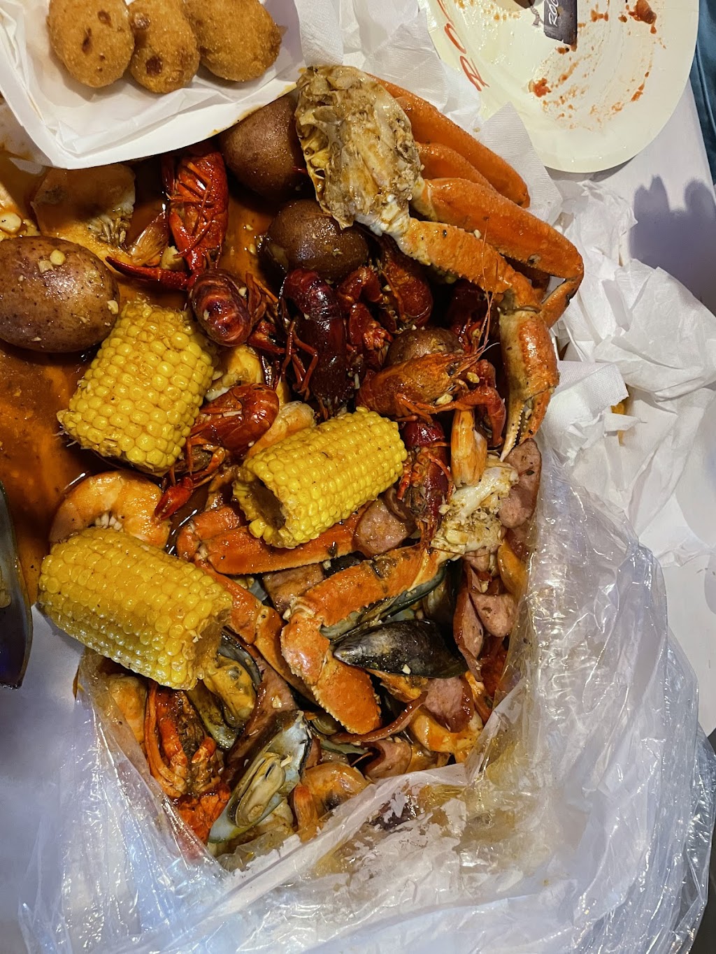 Rock & Toss Crab House | restaurant | 7927 Belair Rd A1, Nottingham, MD 21236, USA | 4107257888 OR +1 410-725-7888