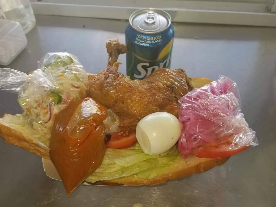 Antojitos Salvadoreños Carolina | restaurant | 875-899 Maxey Rd, Houston, TX 77015, USA | 2818659249 OR +1 281-865-9249