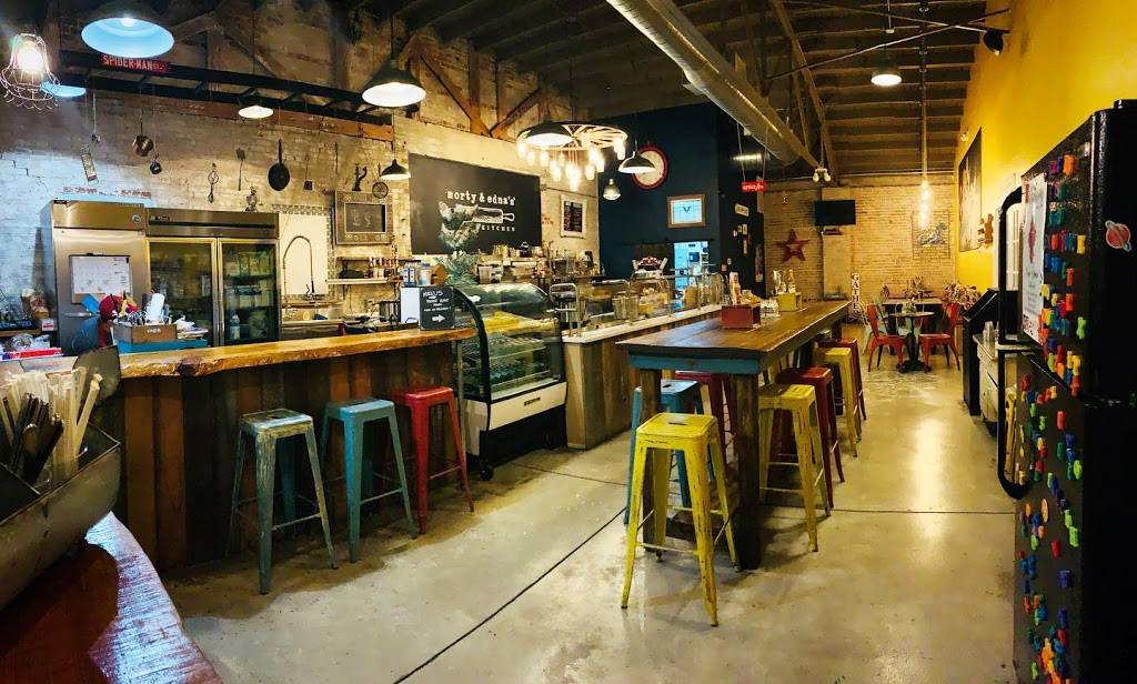 Morty and Edna’s Craft Kitchen | restaurant | 231 N Main Ave #2, Lake Placid, FL 33852, USA | 8636990600 OR +1 863-699-0600