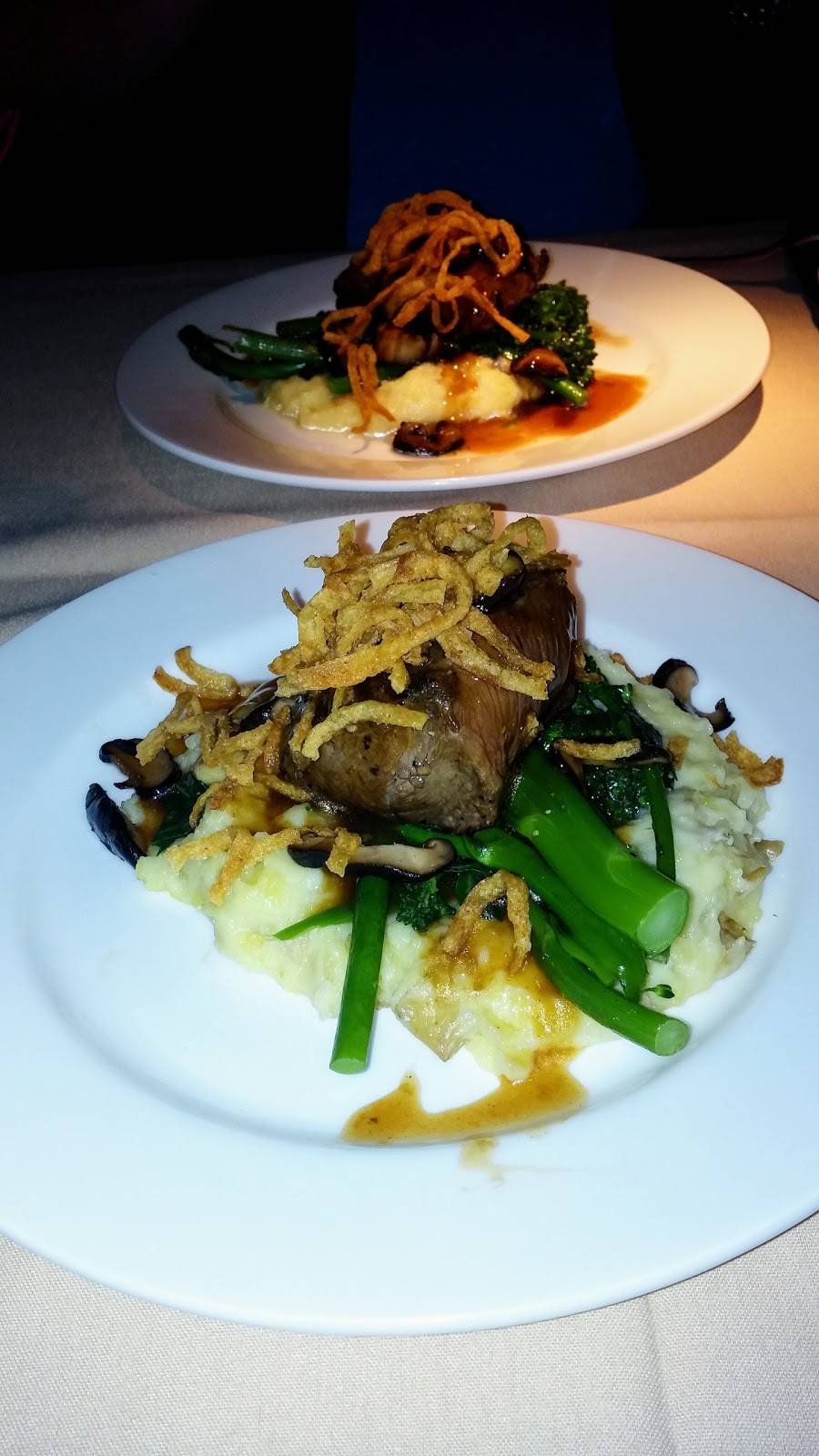 Rickeys Restaurant | restaurant | 250 Entrada Dr, Novato, CA 94949, USA | 4158839477 OR +1 415-883-9477