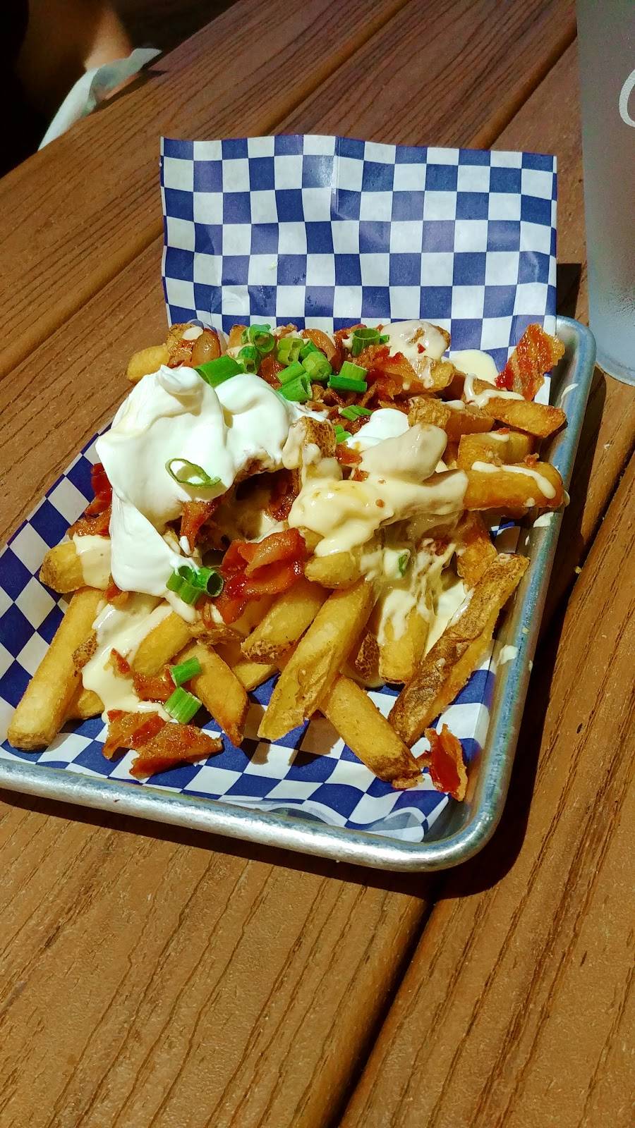 Pier 101 Restaurant & Bar | restaurant | 101 E Arctic Ave, Folly Beach, SC 29439, USA | 8436330246 OR +1 843-633-0246