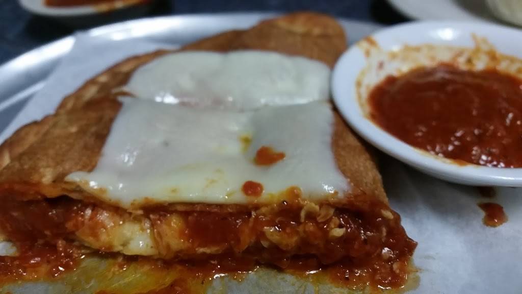 Demetrios Restaurant | restaurant | 6928 Wilkinson Blvd, Belmont, NC 28012, USA | 7048250057 OR +1 704-825-0057