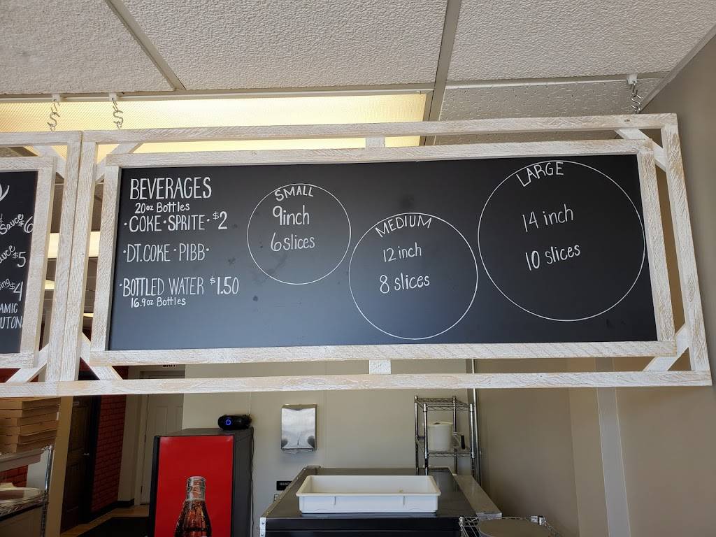 Paulie Ds Pizza | restaurant | 5735 Johnson Dr, Mission, KS 66202, USA | 9136085544 OR +1 913-608-5544