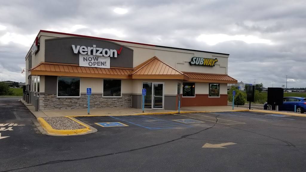 Subway | meal takeaway | 1445 Highway 10 West, Detroit Lakes, MN 56501, USA | 2188461700 OR +1 218-846-1700