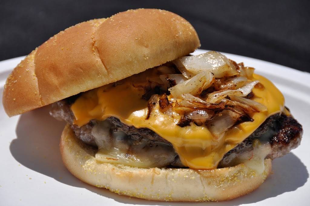 Echo Tap & Grill | restaurant | 554 W Main St #2632, Madison, WI 53703, USA | 6082566928 OR +1 608-256-6928