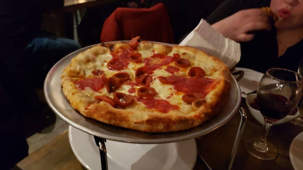 Edicola | restaurant | 524 4th Ave, Brooklyn, NY 11215, USA | 7183691300 OR +1 718-369-1300