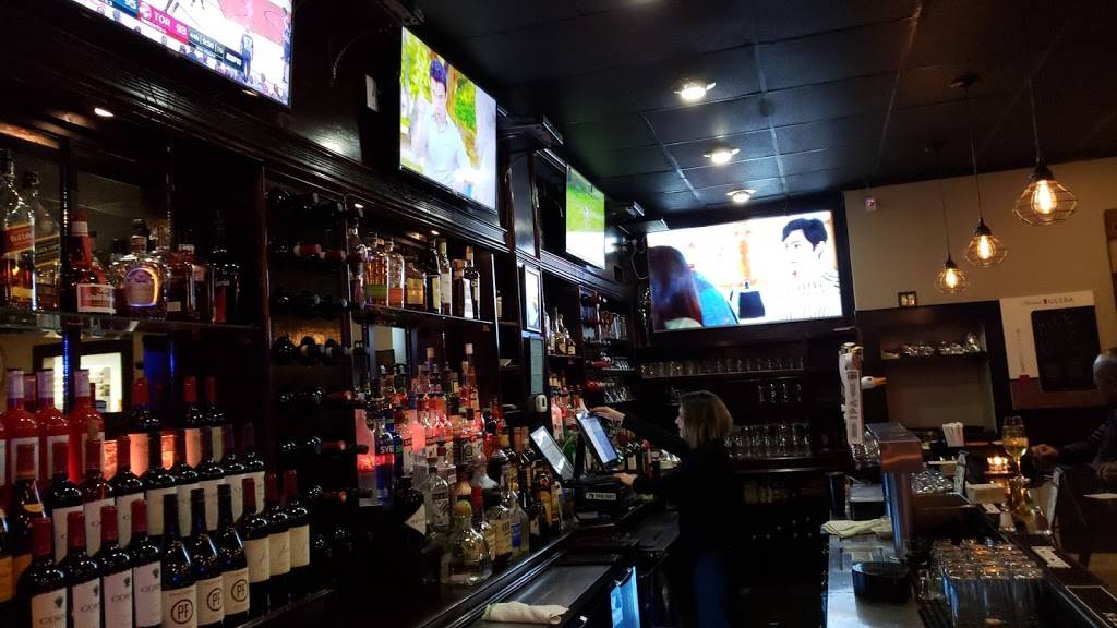 Café Luna | restaurant | 35 Berlin Rd, Cromwell, CT 06416, USA | 8607882653 OR +1 860-788-2653