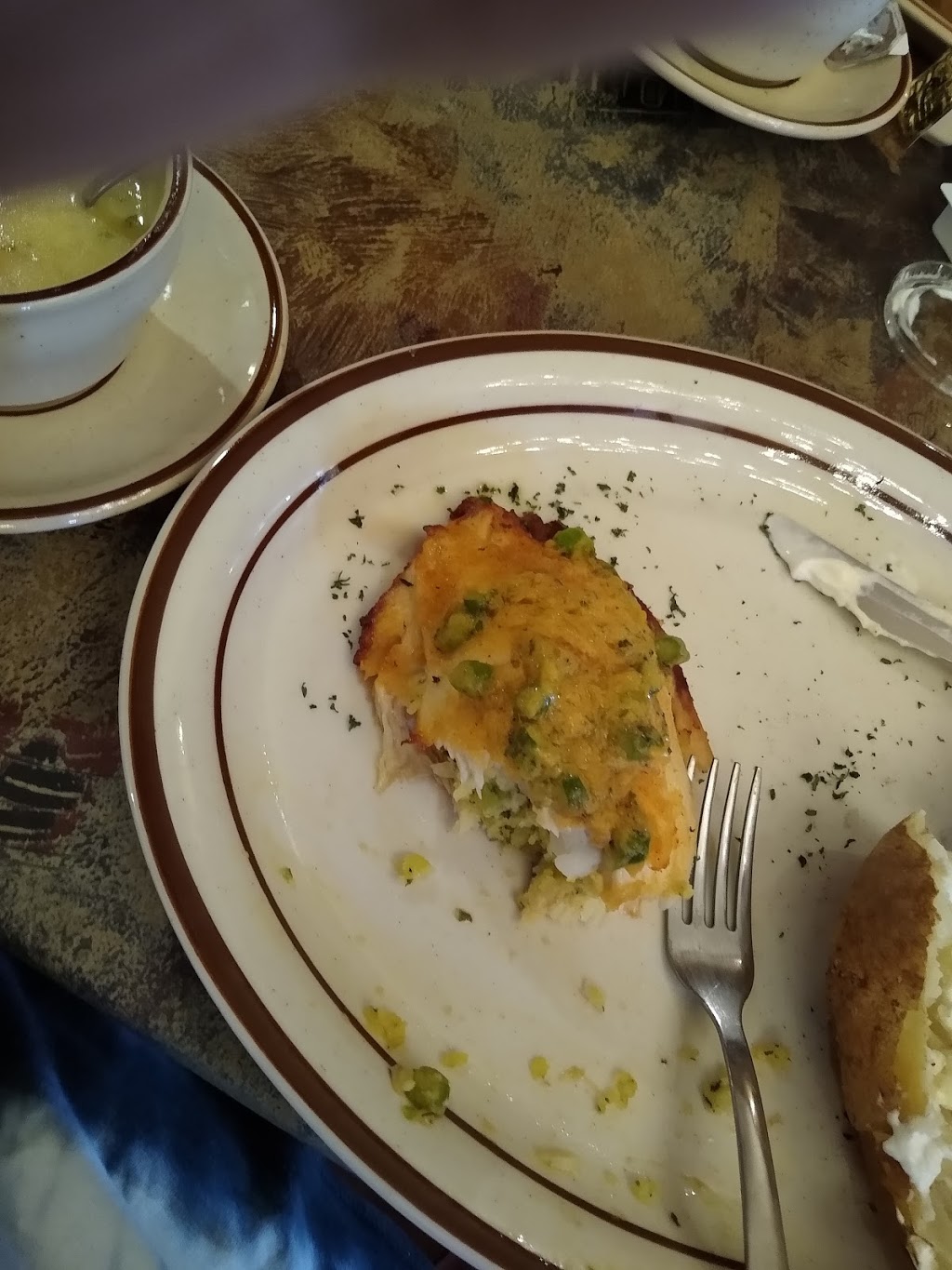 Kannapolis Family Restaurant | restaurant | 316 Brookdale St, Kannapolis, NC 28083, USA | 7049330160 OR +1 704-933-0160