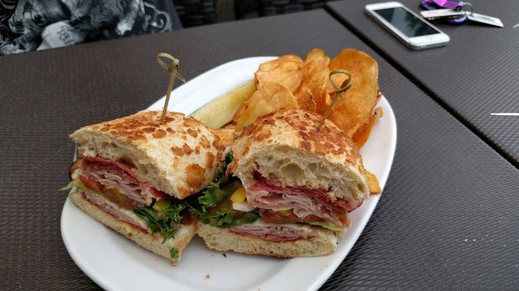 Klavons Pizzeria & Pub | meal takeaway | 1361 Old McDevitt Avenue, Jackson, MI 49203, USA | 5177828800 OR +1 517-782-8800