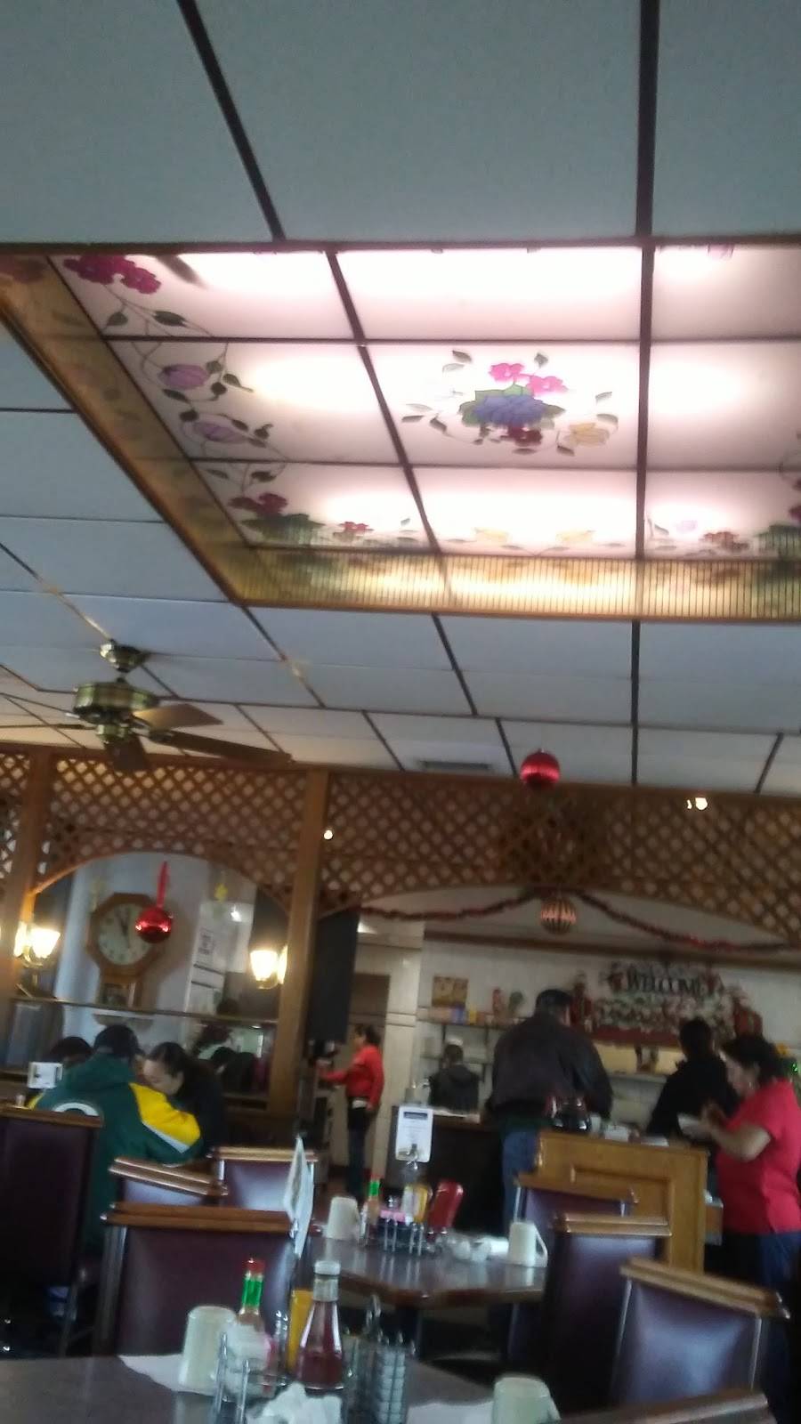 Roosters Restaurant | restaurant | 1521 Yout St, Racine, WI 53404, USA | 2626388383 OR +1 262-638-8383