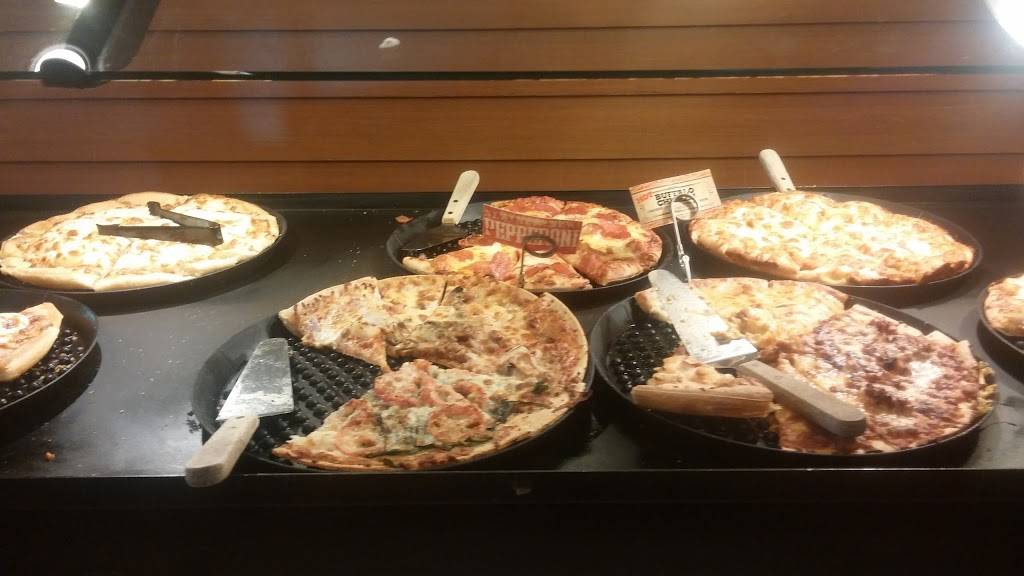 Pizza Ranch | meal delivery | 2451 Truax Blvd, Eau Claire, WI 54703, USA | 7155144143 OR +1 715-514-4143
