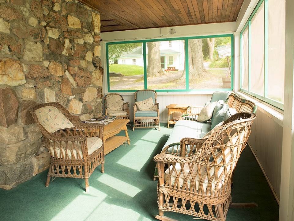 The Poplars Resort | restaurant | PO Box 30, 8 By Street, Newboro, ON K0G 1P0, Canada | 8886861891 OR +1 888-686-1891