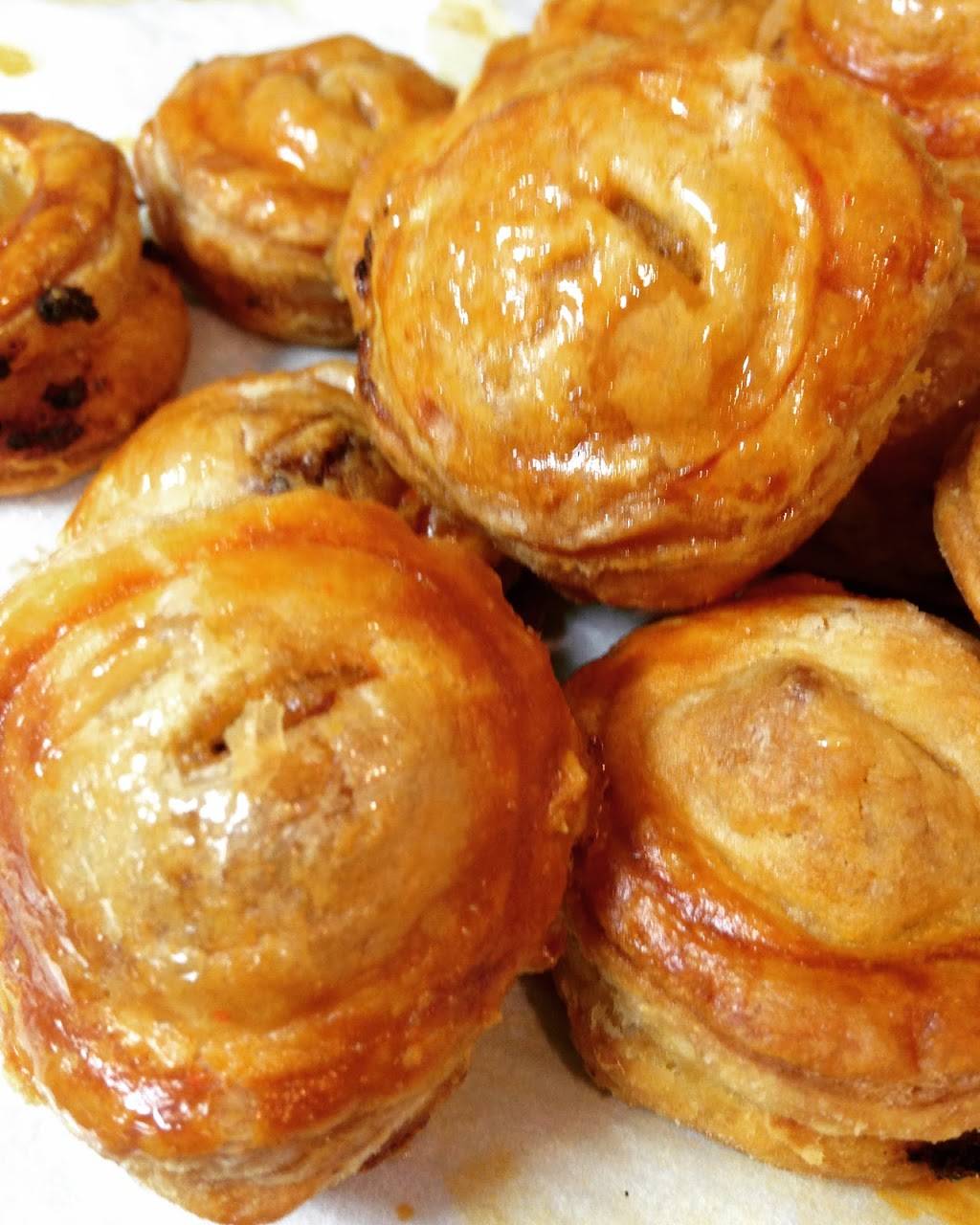 Legacy Cuban Bakery & Café | restaurant | 3660 Davie Rd, Davie, FL 33314, USA | 9545305403 OR +1 954-530-5403