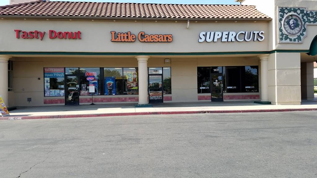 Little Caesars Pizza | meal takeaway | 1439 E Noble Ave, Visalia, CA 93292, USA | 5596369582 OR +1 559-636-9582