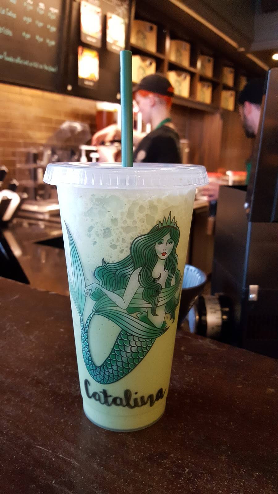 Starbucks | cafe | 1701 W Division St, Chicago, IL 60622, USA | 7732525084 OR +1 773-252-5084