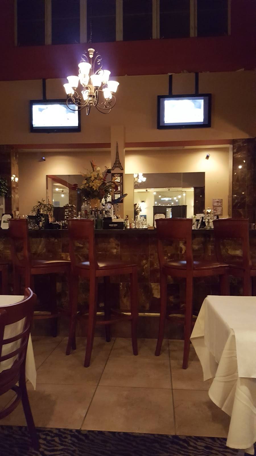 Le Metro | restaurant | 1155 Main St #120, Jupiter, FL 33458, USA | 5614295464 OR +1 561-429-5464