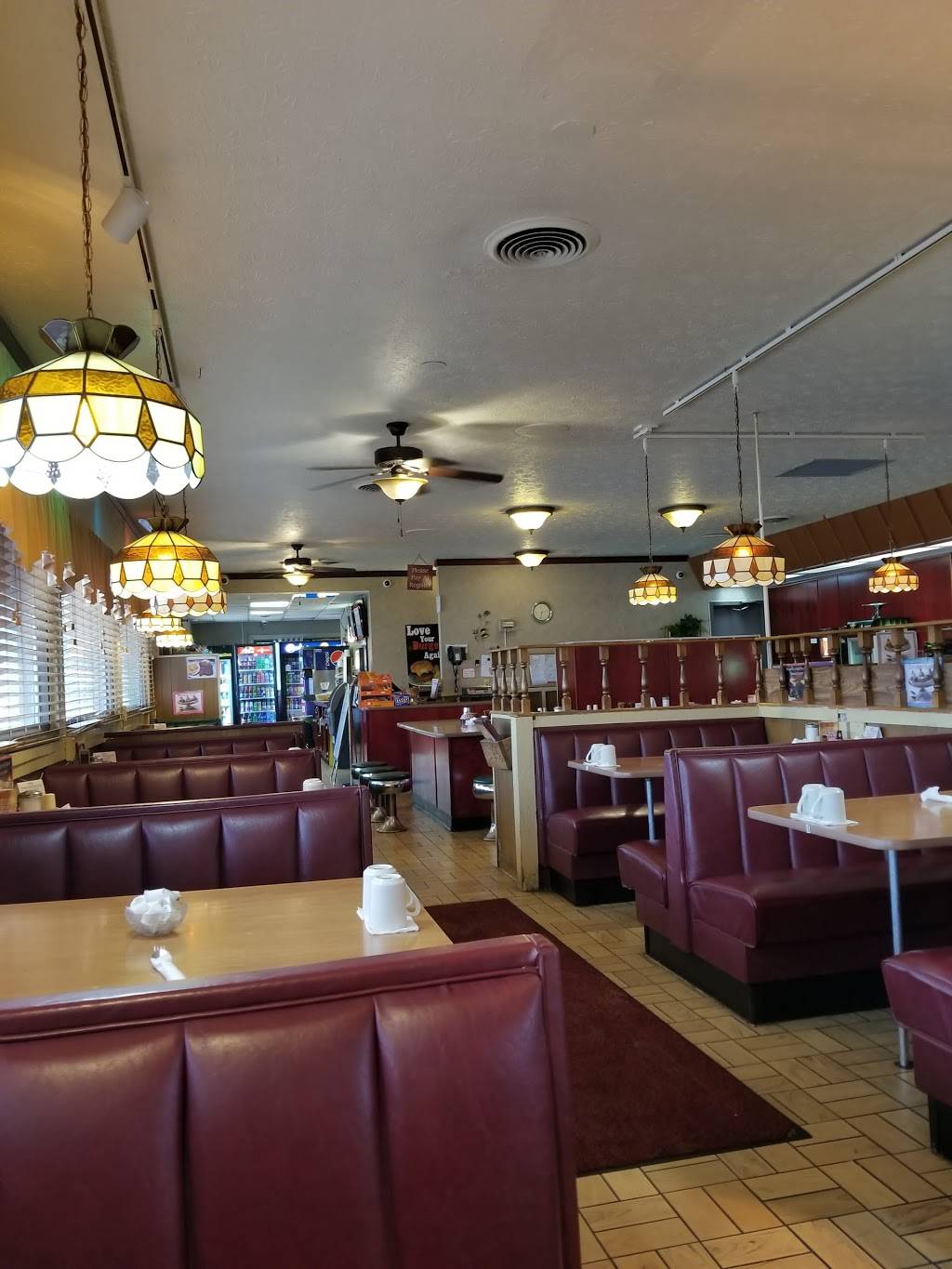 Eagle Truck Stop and Family Restaurant | restaurant | 217 16th St SW, New Philadelphia, OH 44663, USA | 3303394080 OR +1 330-339-4080