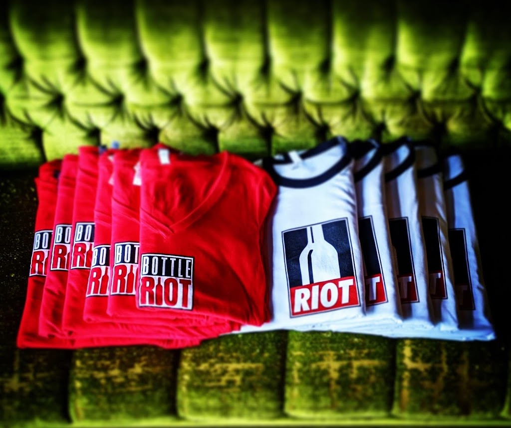 Bottle Riot | restaurant | 37 Paynes Way #009, Asheville, NC 28801, USA | 8285058606 OR +1 828-505-8606