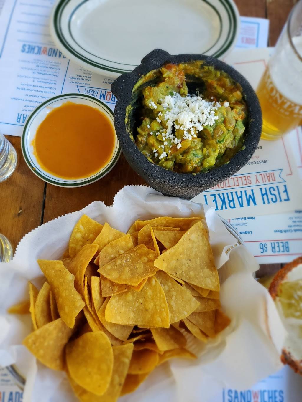 El Fish Shack | restaurant | 36-02 35th Ave, Queens, NY 11106, USA | 7187862728 OR +1 718-786-2728