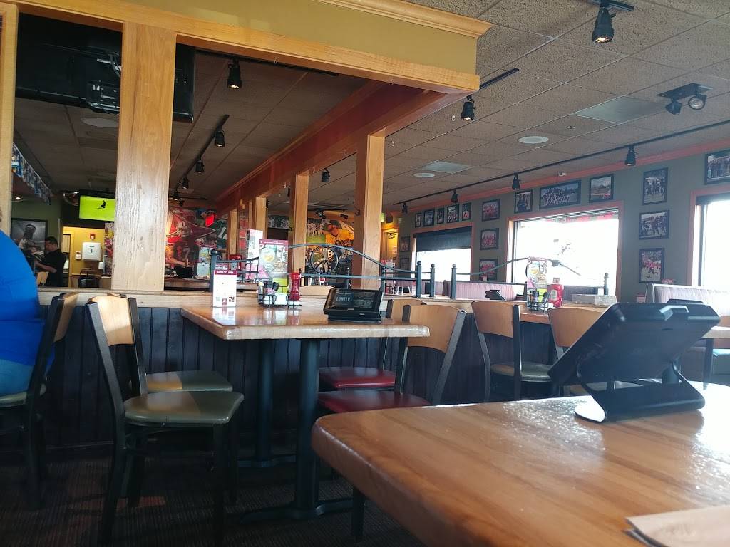 Applebees Grill + Bar | restaurant | 555 Saratoga Ave, San Jose, CA 95129, USA | 4084468370 OR +1 408-446-8370