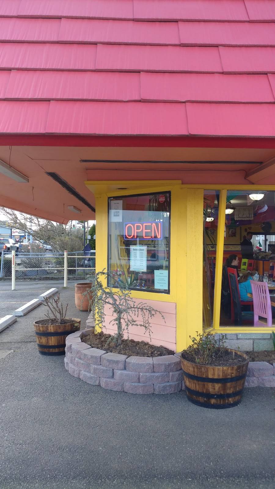 La Tarasca | restaurant | 1001 W Main St, Centralia, WA 98531, USA | 3607367756 OR +1 360-736-7756