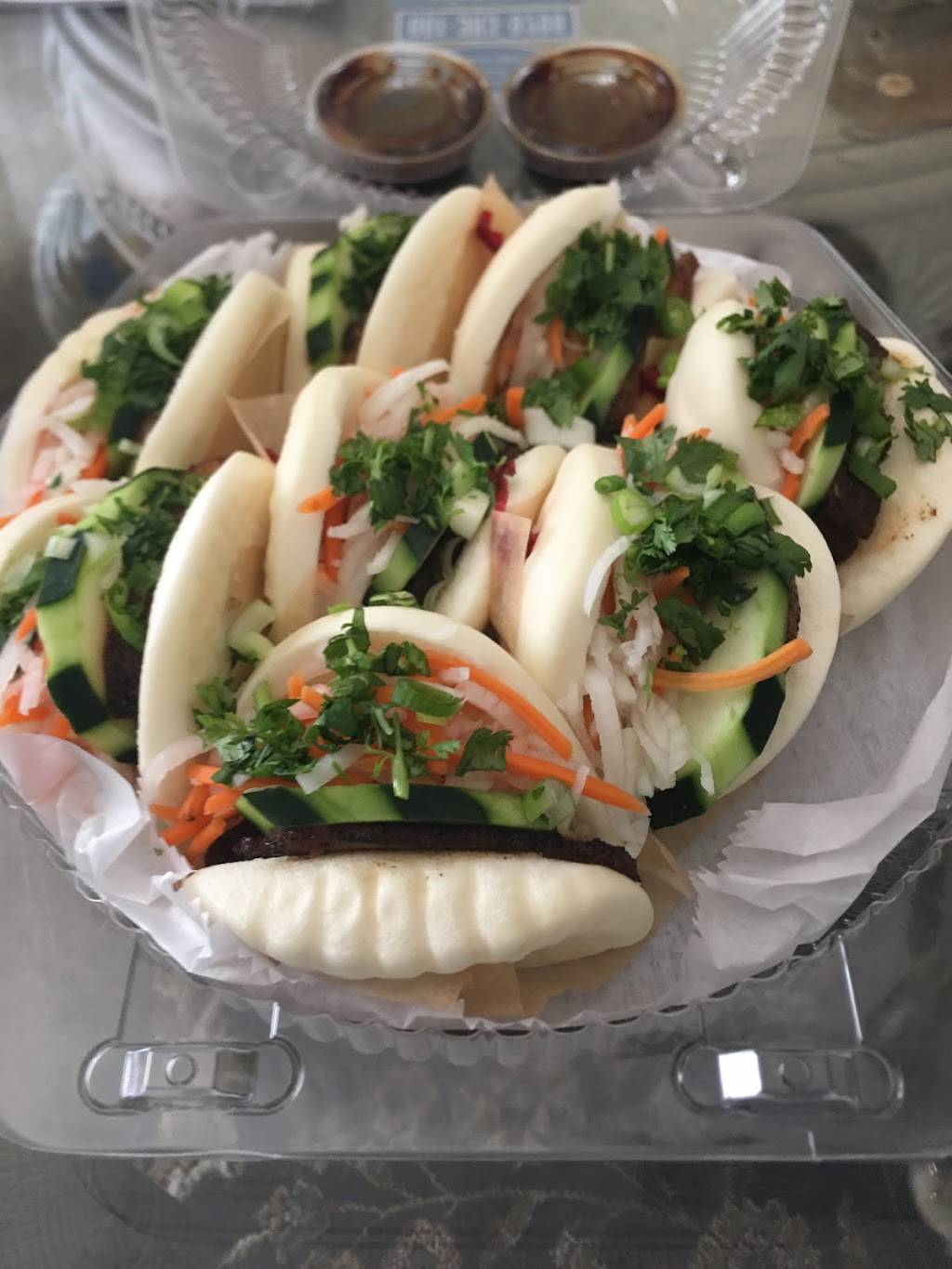 Wok with Ray | restaurant | 23121 Lyons Ave, Santa Clarita, CA 91321, USA | 6613839298 OR +1 661-383-9298