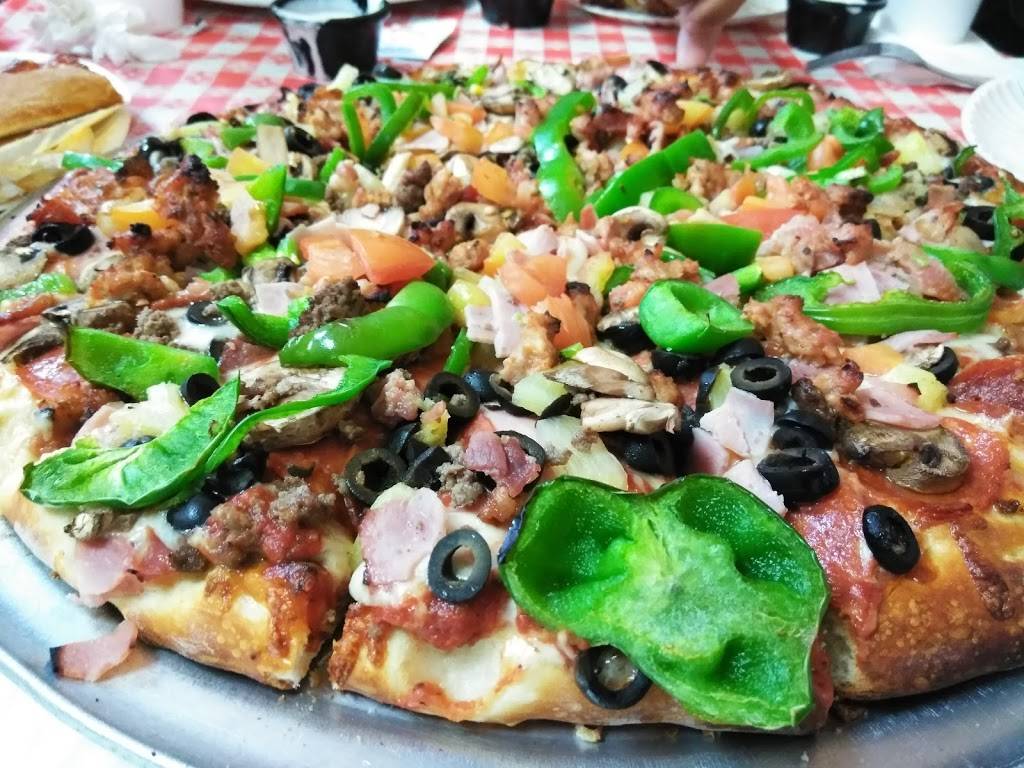 Neos Pizza House | restaurant | 32000 Hilltop Blvd, Running Springs, CA 92382, USA | 9098675373 OR +1 909-867-5373