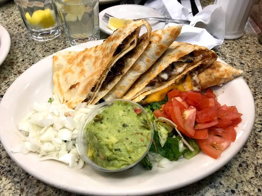 Esquire | restaurant | 105-45 Cross Bay Blvd, Jamaica, NY 11417, USA | 7188457600 OR +1 718-845-7600