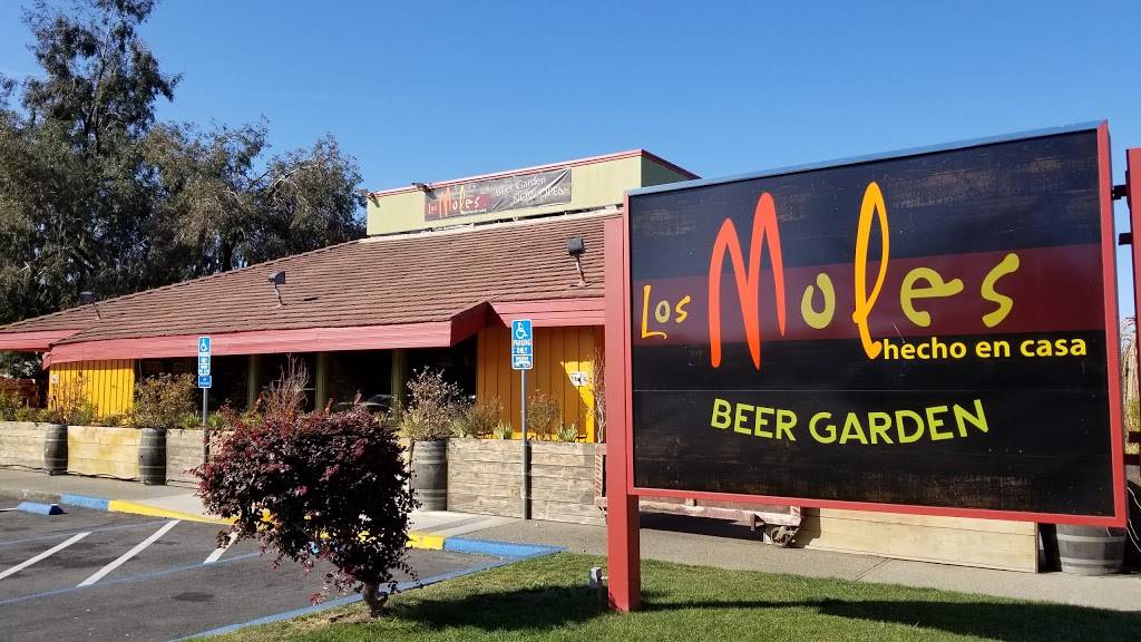 Los Moles Beer Garden | restaurant | 6120 Potrero Ave, El Cerrito, CA 94530, USA | 5102304855 OR +1 510-230-4855
