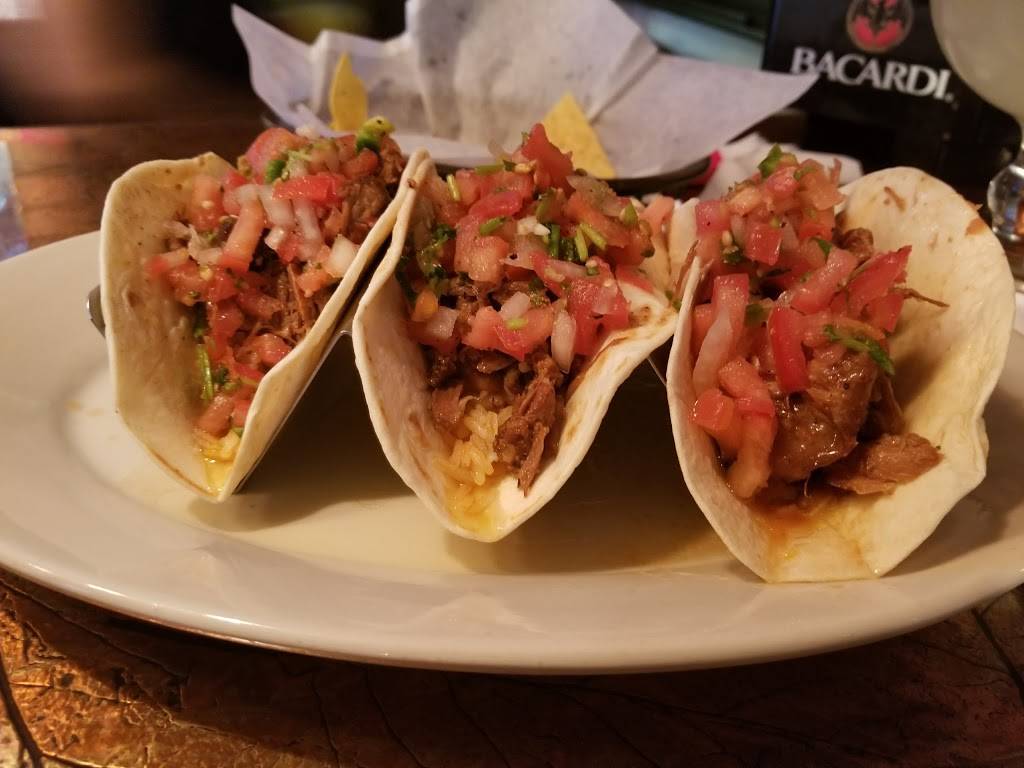 Casa Margaritas | restaurant | 200 Gooding Ave, Bristol, RI 02809, USA | 4013968933 OR +1 401-396-8933