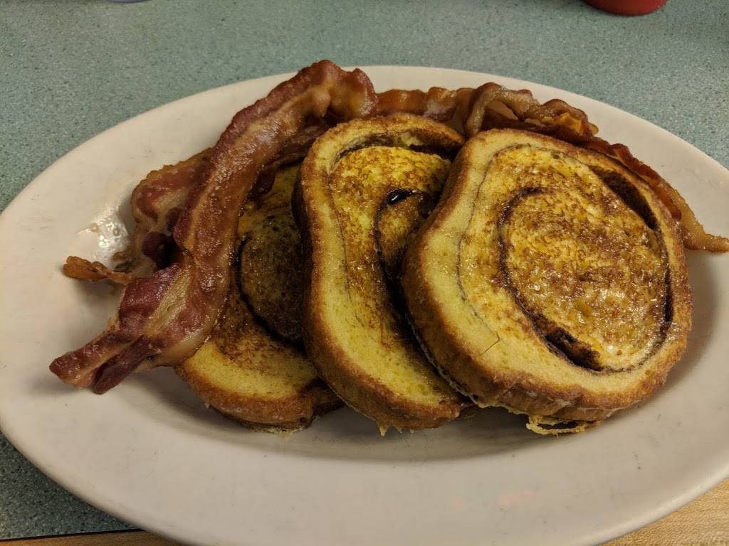 The Place To Be | restaurant | 1391 Warren Rd, Lakewood, OH 44107, USA | 2162268783 OR +1 216-226-8783