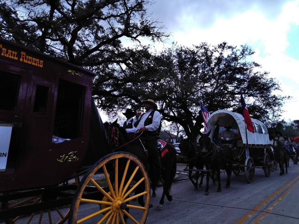 McDonalds | cafe | 11311 Fondren Rd, Houston, TX 77035, USA | 7137239100 OR +1 713-723-9100