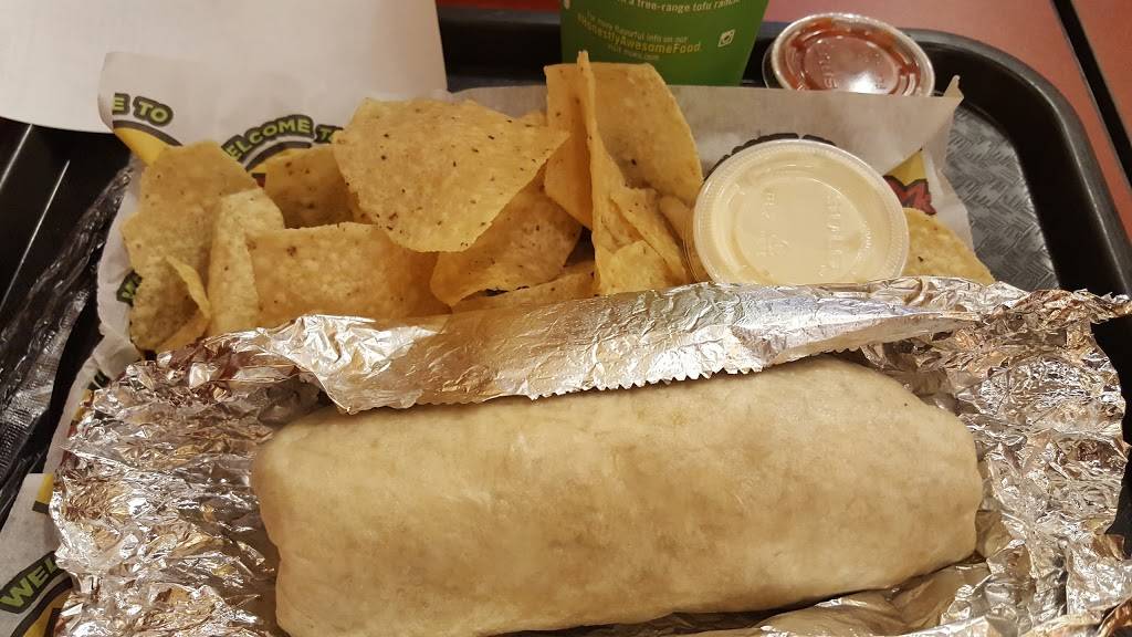 Moes Southwest Grill | restaurant | 3909 Broadway St Ste 101, Mt Vernon, IL 62864, USA | 6182417000 OR +1 618-241-7000