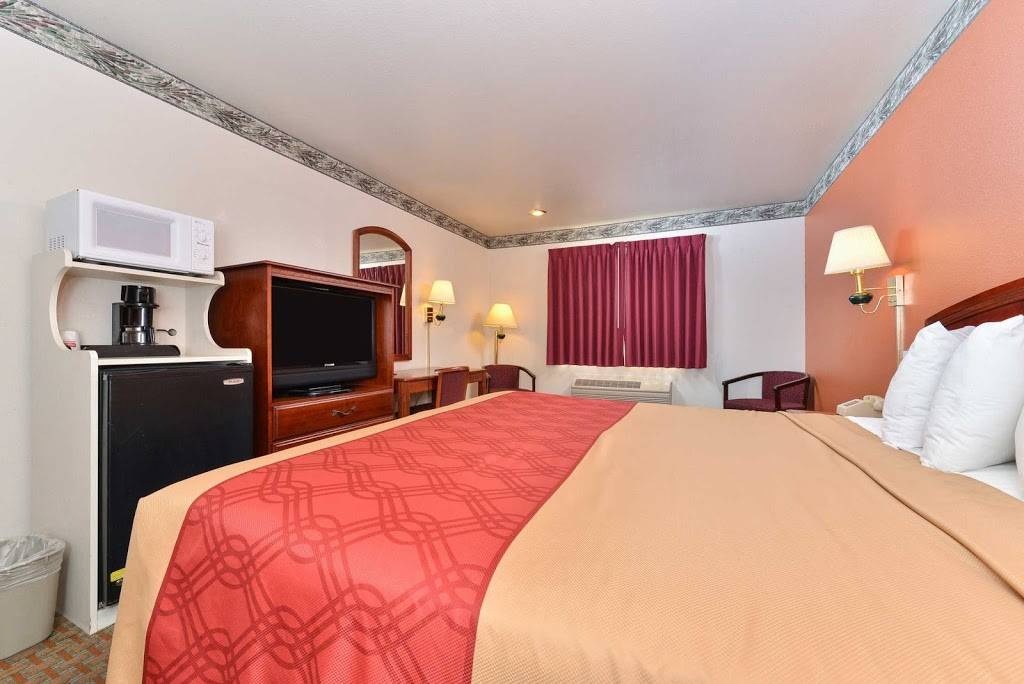 Econo Lodge Inn & Suites | restaurant | 3475 Hwy 99 W, Corning, CA 96021, USA | 5308242000 OR +1 530-824-2000