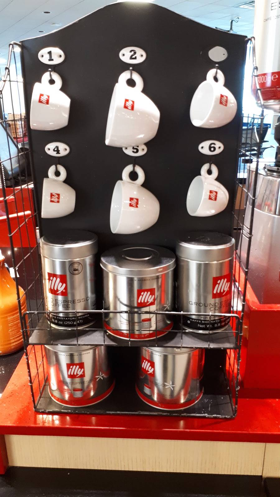 Ciao Gourmet Market | restaurant | 5501 Josh Birmingham Pkwy, Charlotte, NC 28208, USA | 7043598834 OR +1 704-359-8834