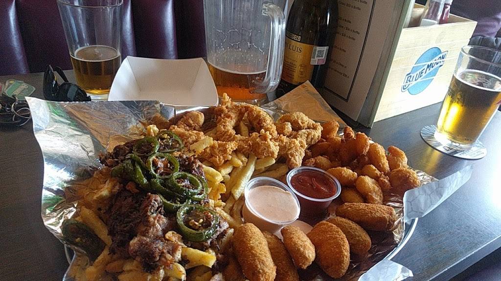 The Hangar Inn | restaurant | 1001 N Aviation Blvd, Manhattan Beach, CA 90266, USA | 3103790836 OR +1 310-379-0836